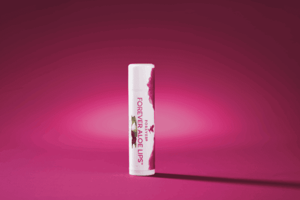 Sanft pflegender Lippenbalsam für geschmeidige Lippen, ideal für Alltag und unterwegs.