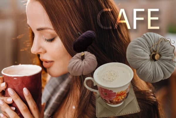 Frau trinkt Kaffee im Schumann 7,83® Cafe mit gemütlichen Kissen und Tassen, ideal für entspannte Momente und Kaffeeliebhaber, perfekt für Ihren Besuch auf DaHannes Shopping.